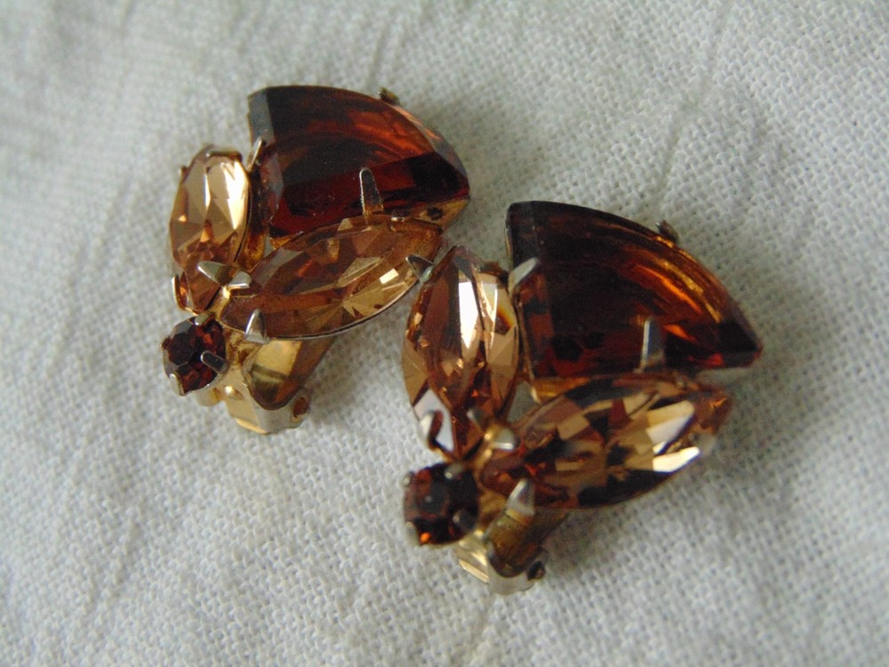 vintage Juliana brown topaz crystals clip on earrings