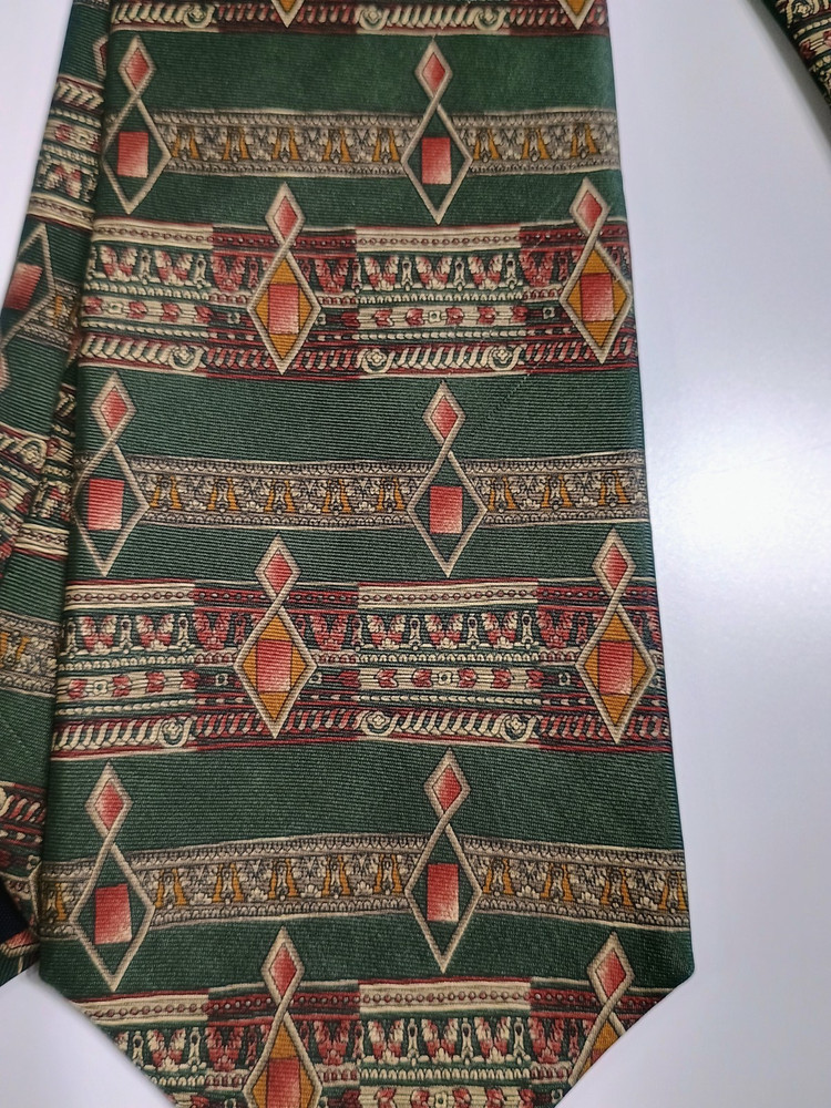 VTG 90s Bill Blass Silk Tie Green Red Gold Geometric Accents Men’s Classic