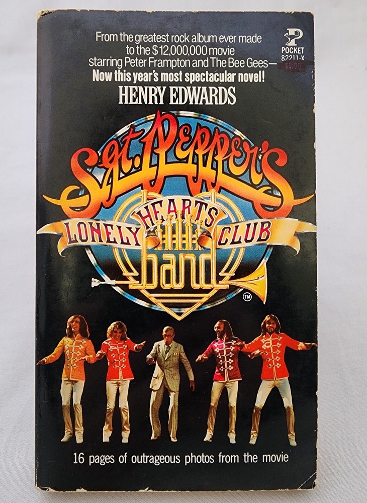 SGT. PEPPER'S LONELY HEARTS CLUB BAND book, The Bee Gees (Paperback) *VERY GOOD*