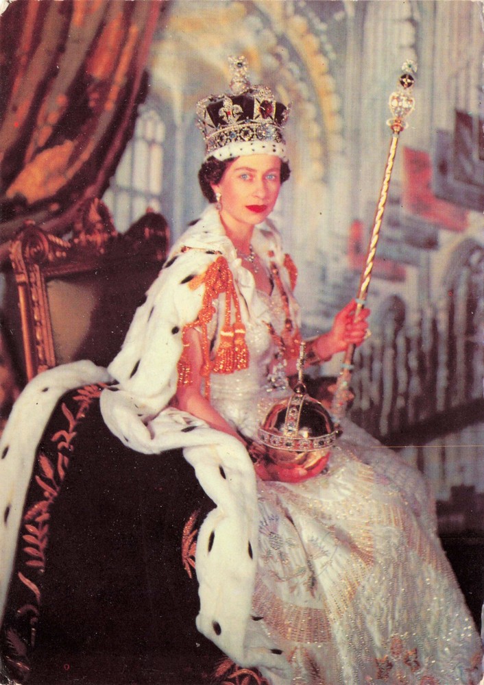 Queen Elizabeth II Vintage Continental Postcard Unposted