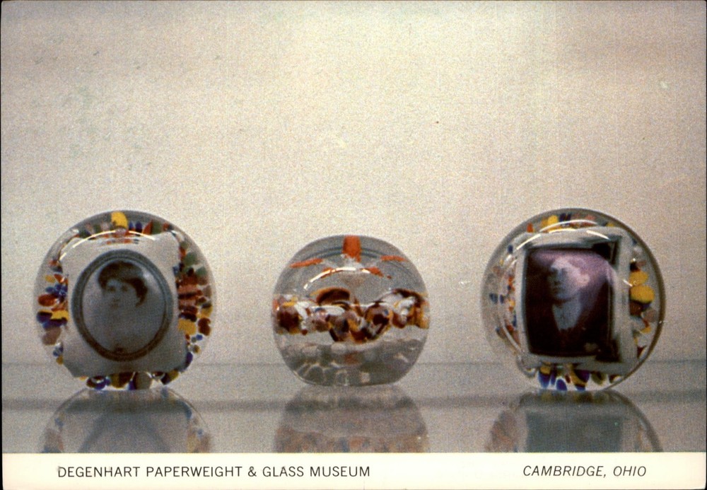 Degenhart Paperweight Glass Museum Cambridge Ohio vintage postcard v820