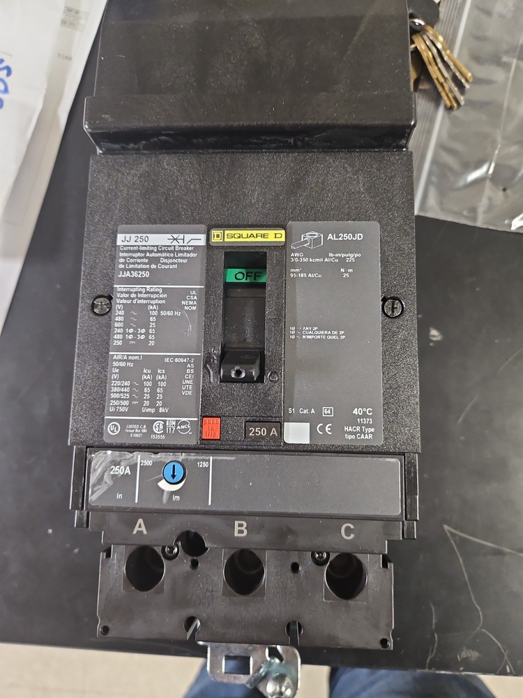 Square D JJA36250 250A 600V I-Line,  Circuit Breaker