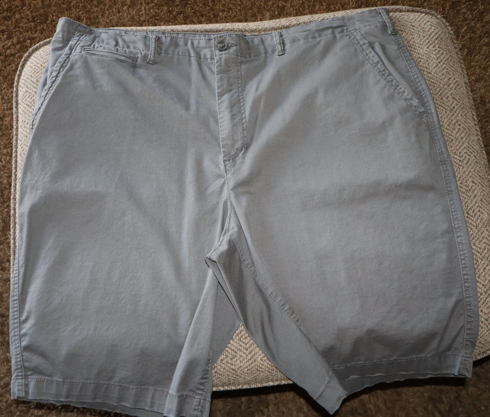 American Eagle Men's Shorts Flex Size 44 Khaki Green