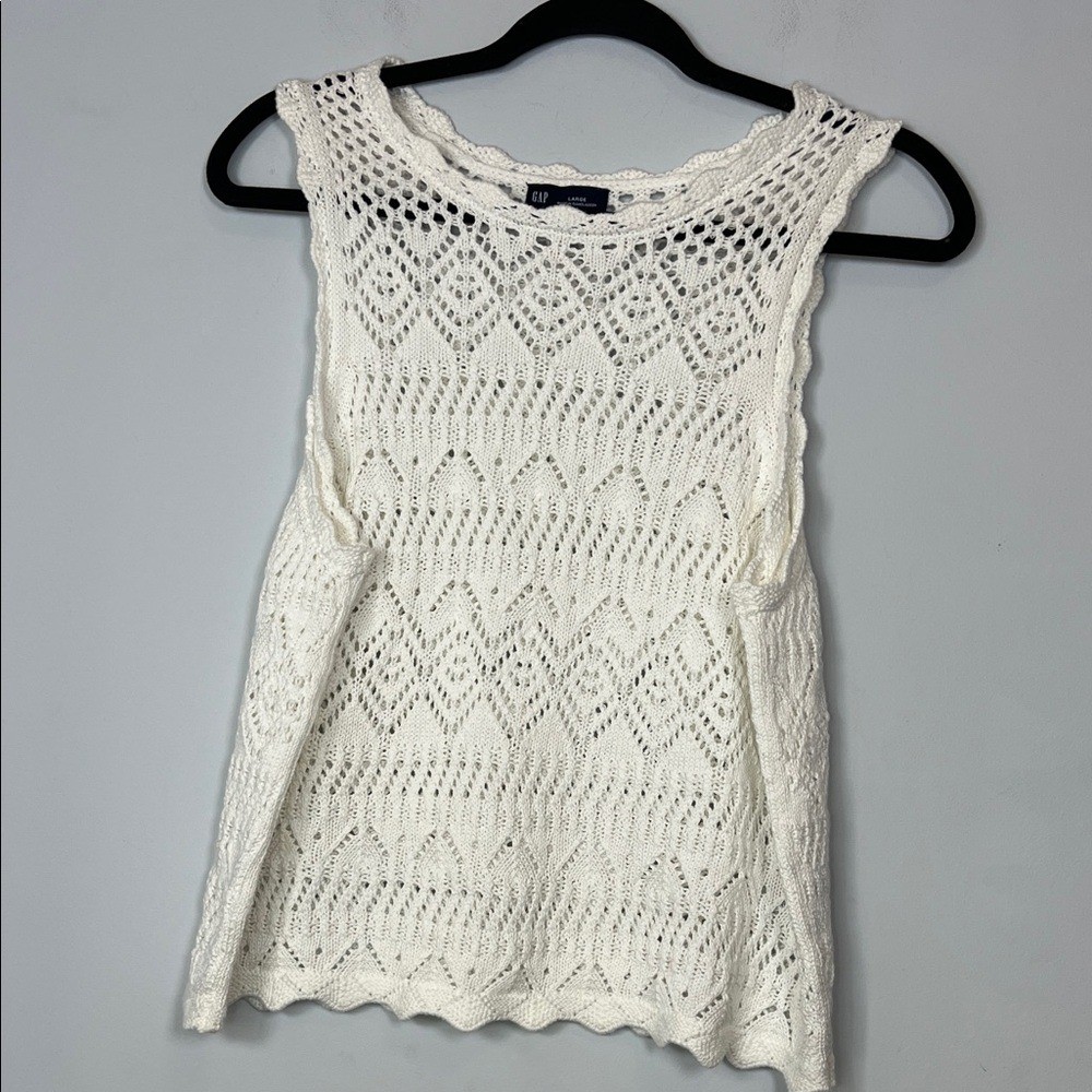 GAP Women's Elegant White Crochet Tank Top Sweater Shirt Size Large