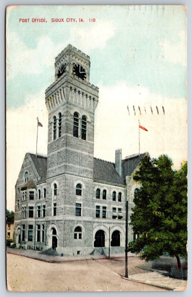 Sioux City Iowa~Post Office Bldg & Tower Street View~PM 1909~Vintage Postcard