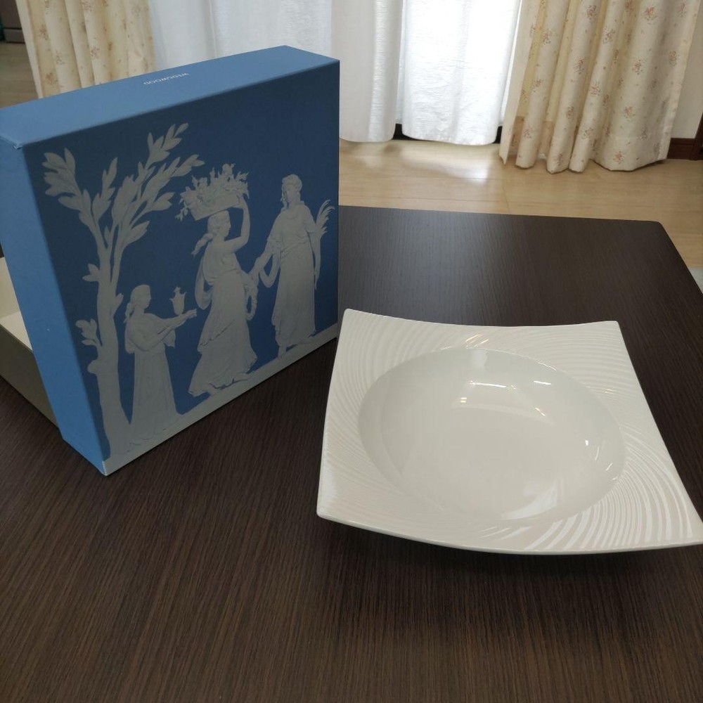 Wedgwood White Square Dish 23cm New in Box