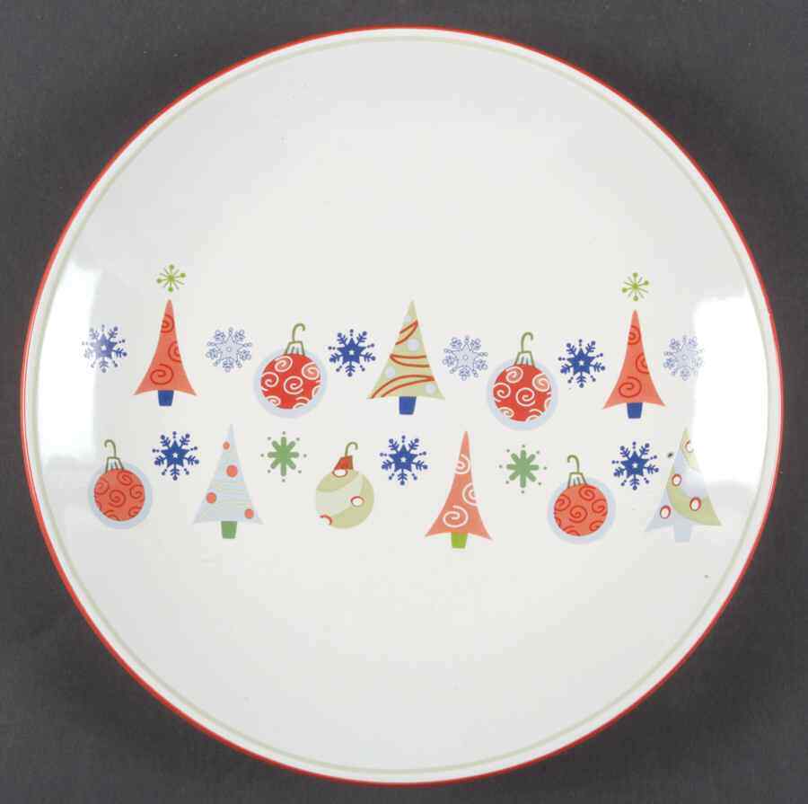Pfaltzgraff Taffy Candy 10.5-Inch Dinner Plate 5965645 in Classic White