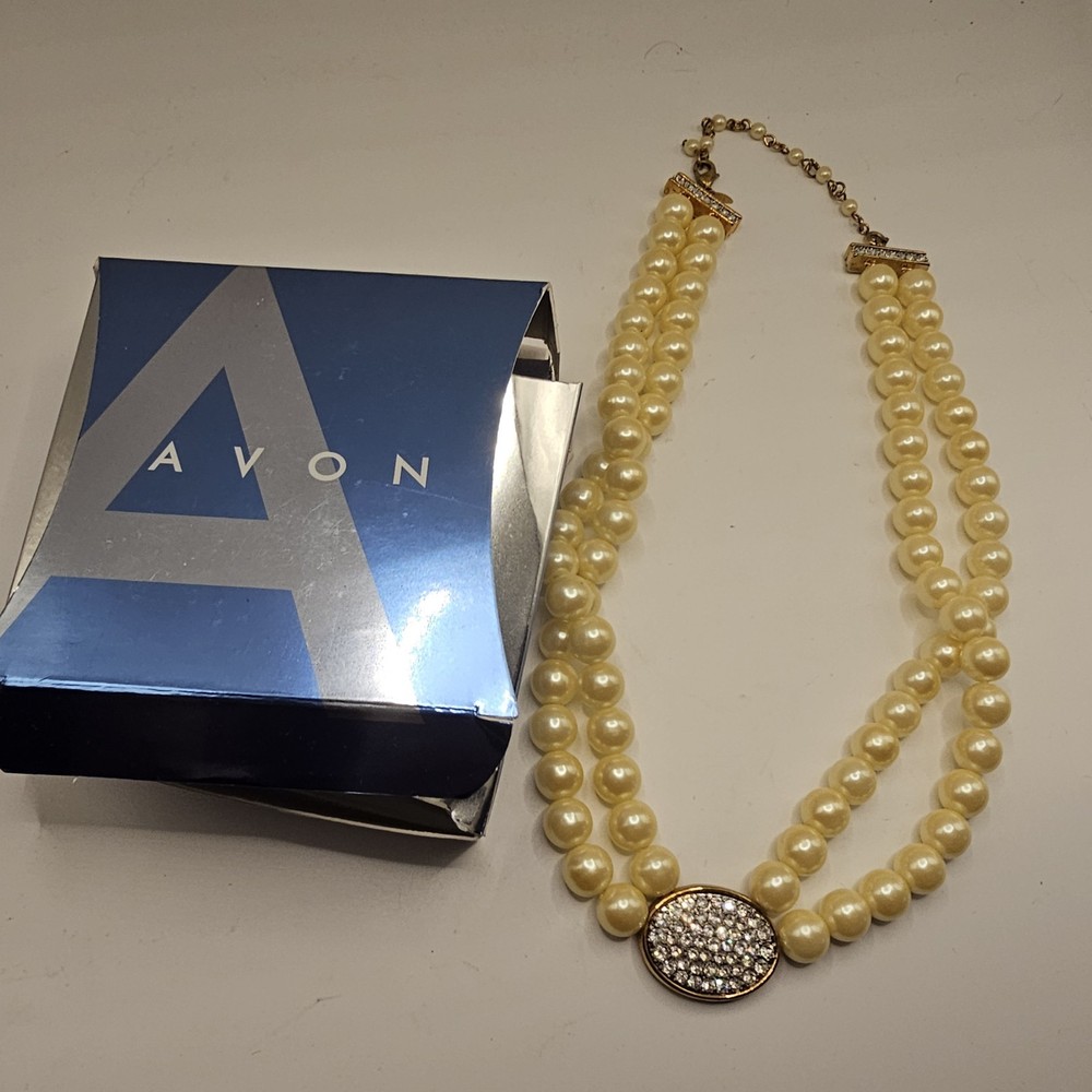 Vintage Avon Presidents Club Double Strand Faux Pearl Rhinestone Necklace