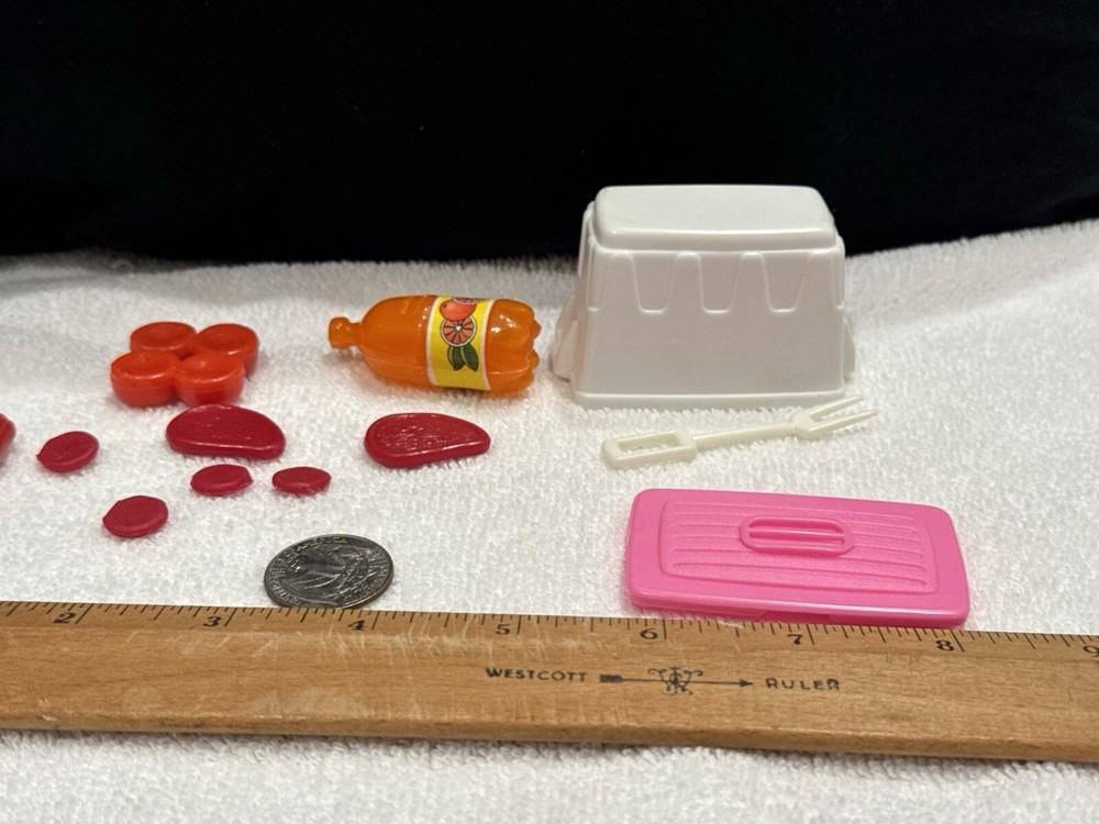 Barbie So Much To Do Picnic Cooler Burgers Steaks Food Cookout Barbecue Camping