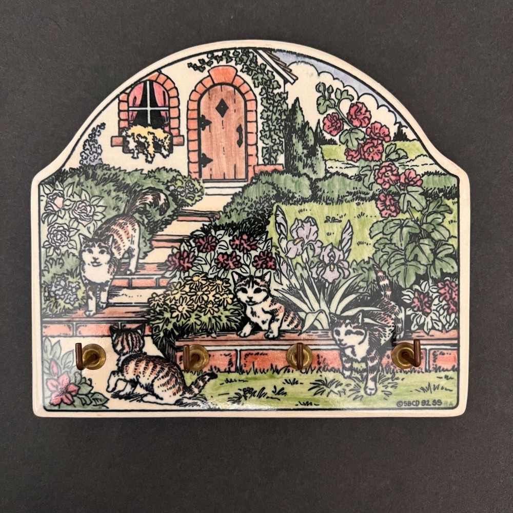 Vintage Santa Barbara Ceramics Design Cat Garden Design Key Holder Hooks Decor