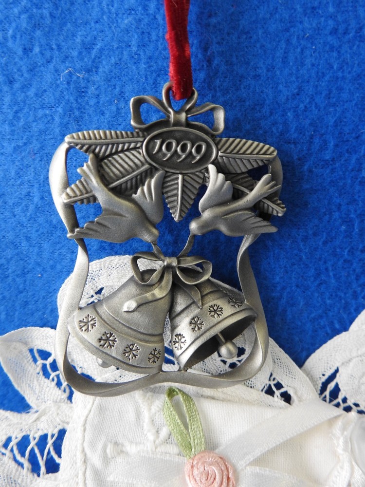 1999 Avon Season of Peace Pewter Dove Bell Ornament Vintage