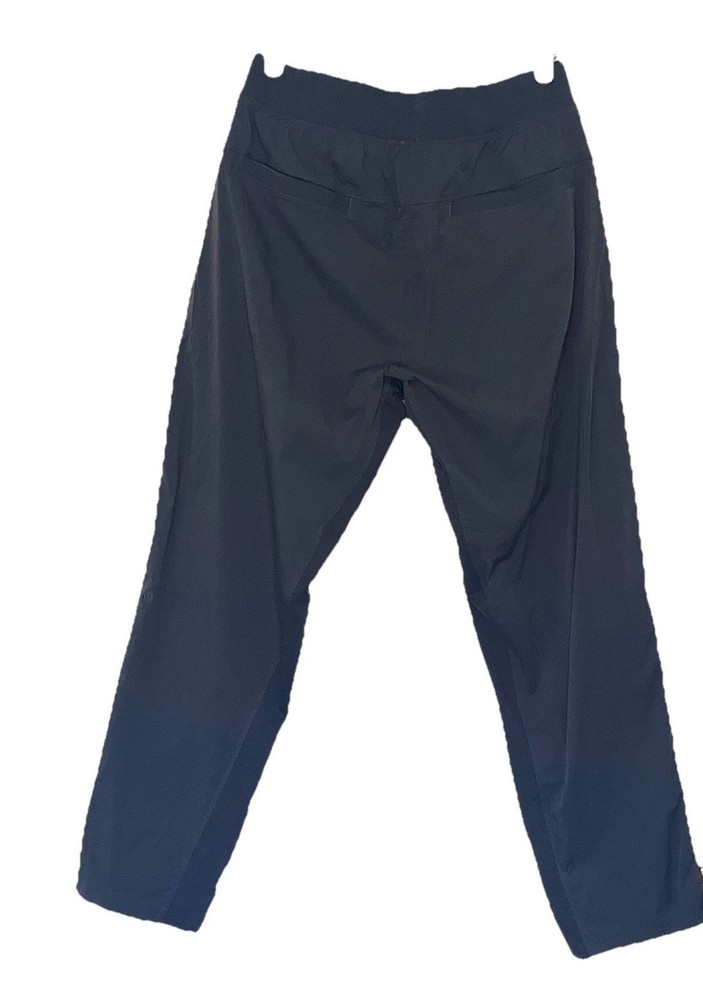 Lululemon mens  Pants Size M Gray Pullon Slim Joggers Tapered Leg Inseam 28 “