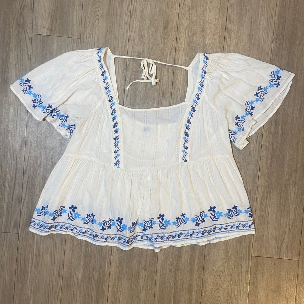 Old Navy Womens 2X Blue Floral Embroidered Peasant Blouse Off White Smocked Back
