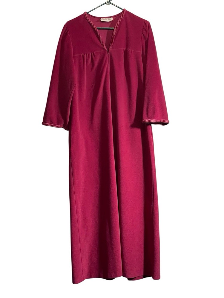 Vintage Vanity Fair Robe Large Velour Velvet Burgundy Zip Long Housecoat Granny