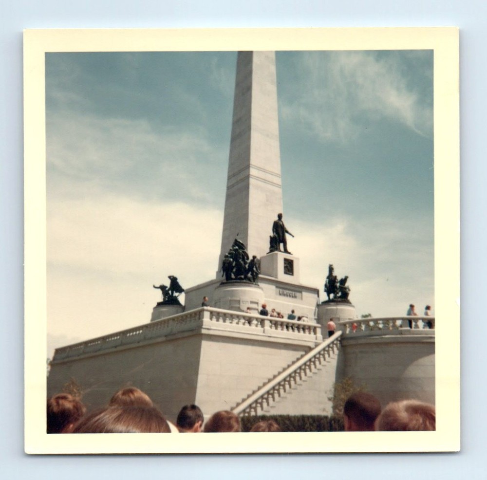 Old Vintage Square Color Photo ABRAHAM LINCOLN TOMB SPRINGFIELD IL 1968 PIC