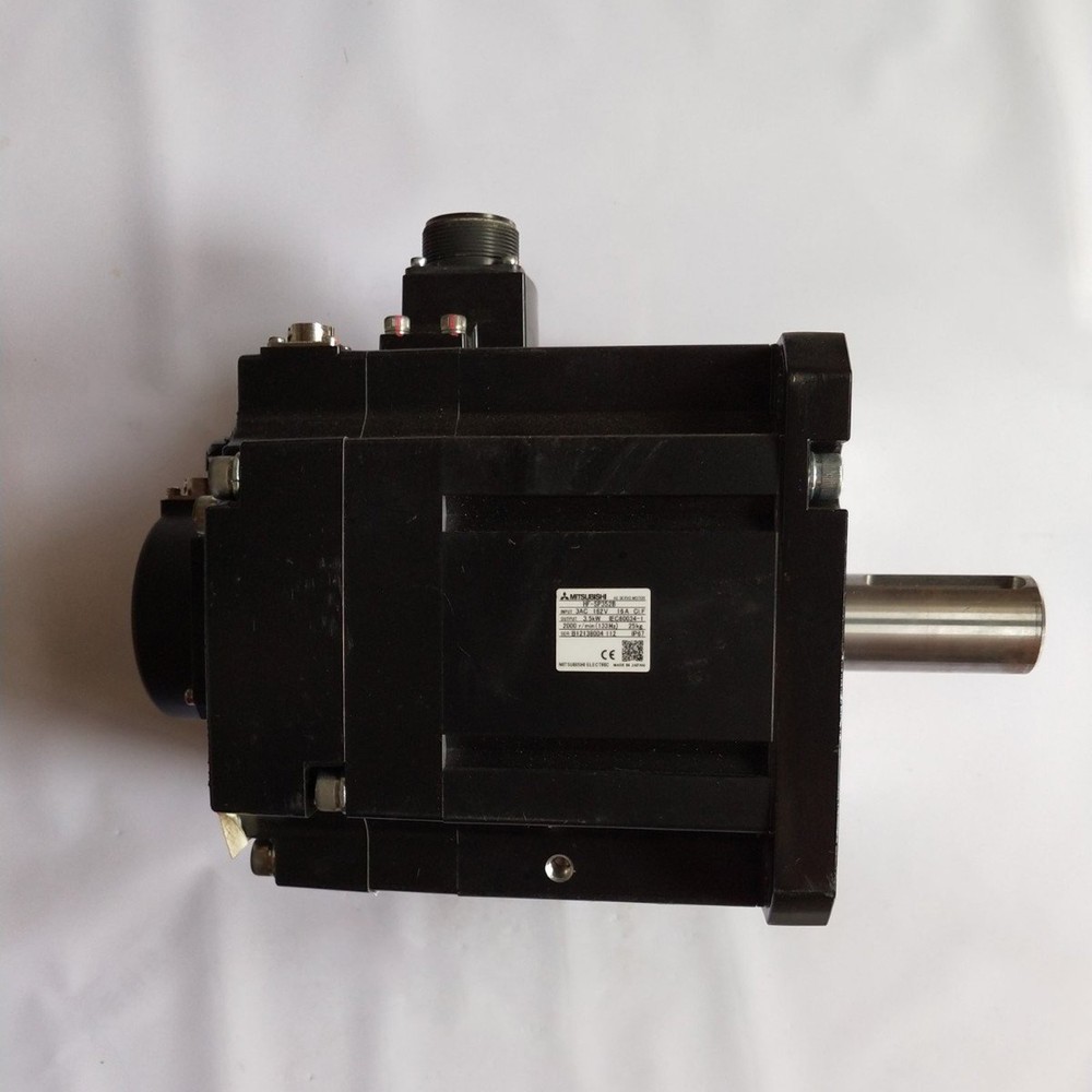 1PS Mitsubishi HF-SP352B servo motor Used Free Shipping