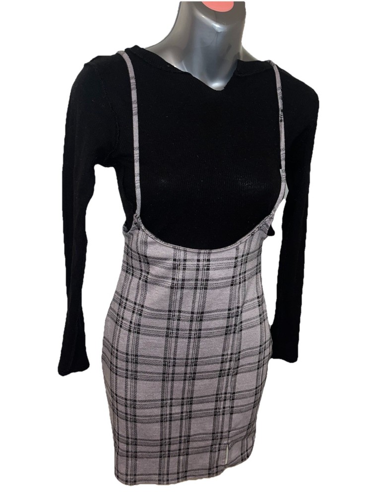 liz and sara purple black and grey plaid suspenders skirt  size medium