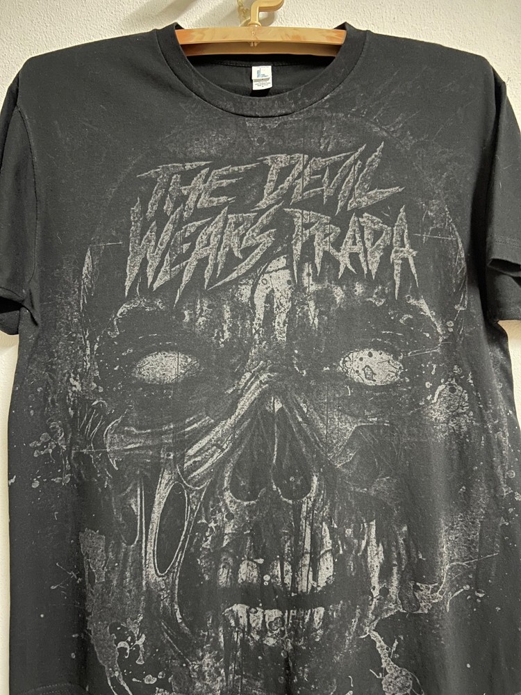 The Devil Wears Prada Skull Tee Faded Distressed M