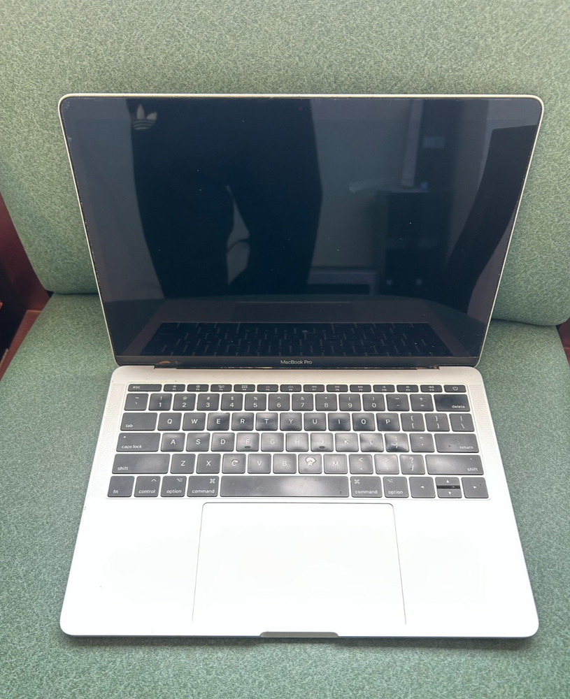 Apple MacBook Pro 13