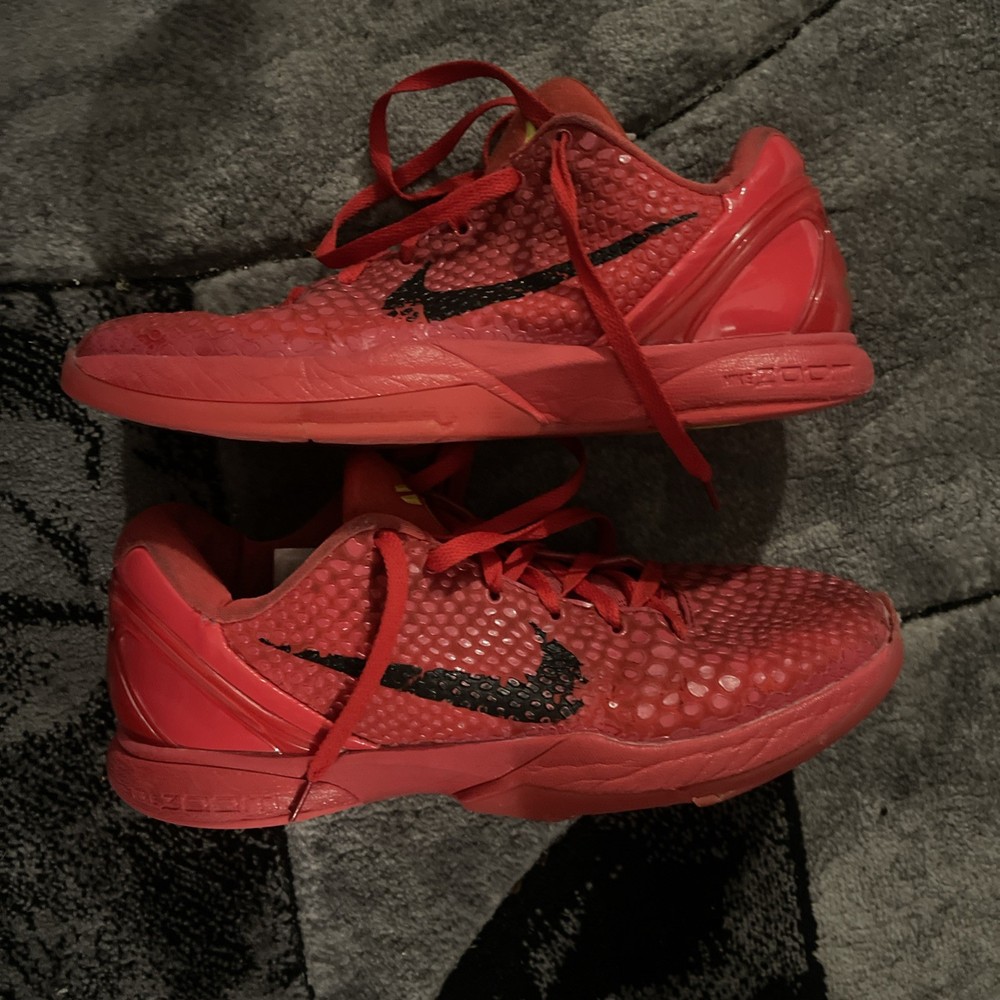 Nike Kobe 6 Reverse Grinch Men's Sneakers Size 12 FV4921-600