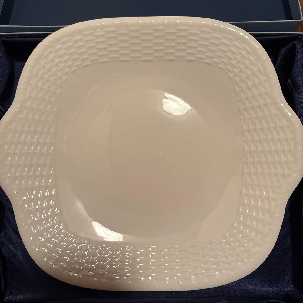 Wedgwood Nantucket White Dish Cookware Collectible New in Box