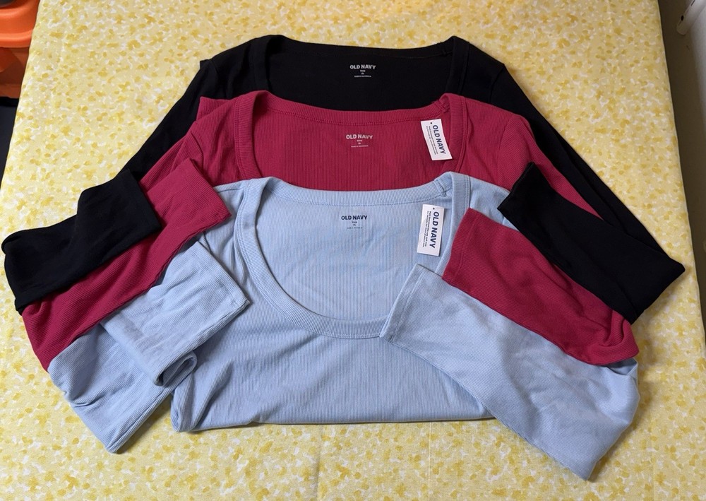 Lot of 3 Old Navy Ribbed Scoop Neck Long Sleeve T-Shirt XL Light Blue/Pink/Black