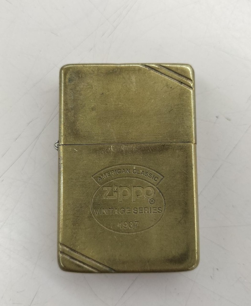 Zippo 1937 Replica Oil Lighter 1986 Vintage Collectible