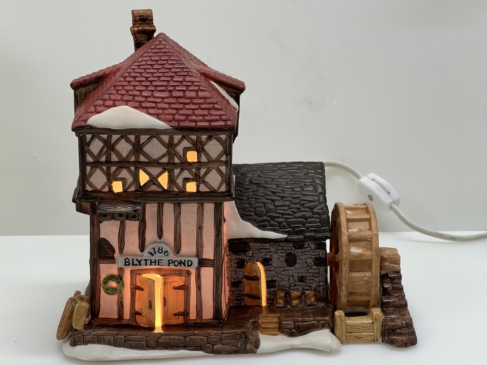Dept 56 Blythe Pond Mill House Heritage Village Collectible 65080  
