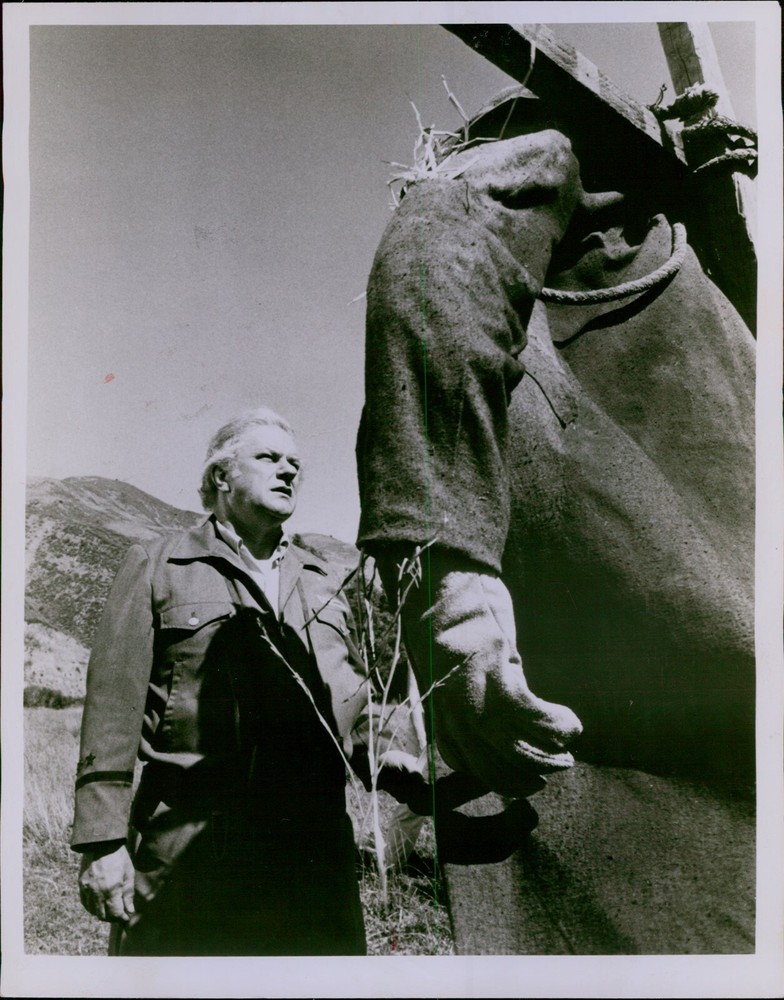 LG850 Original Photo CHARLES DURNING Western Hollyood Film Actor Drama Scene