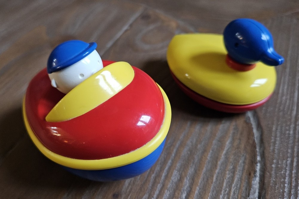 Vintage Ambi Toys Holland Bath Time Play- Duck And Boat- Bright Primary Colors