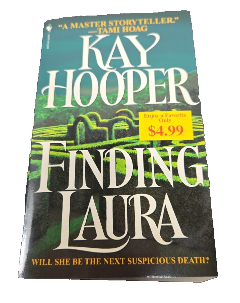 Finding Laura by Kay Hooper (2005, Paperback)