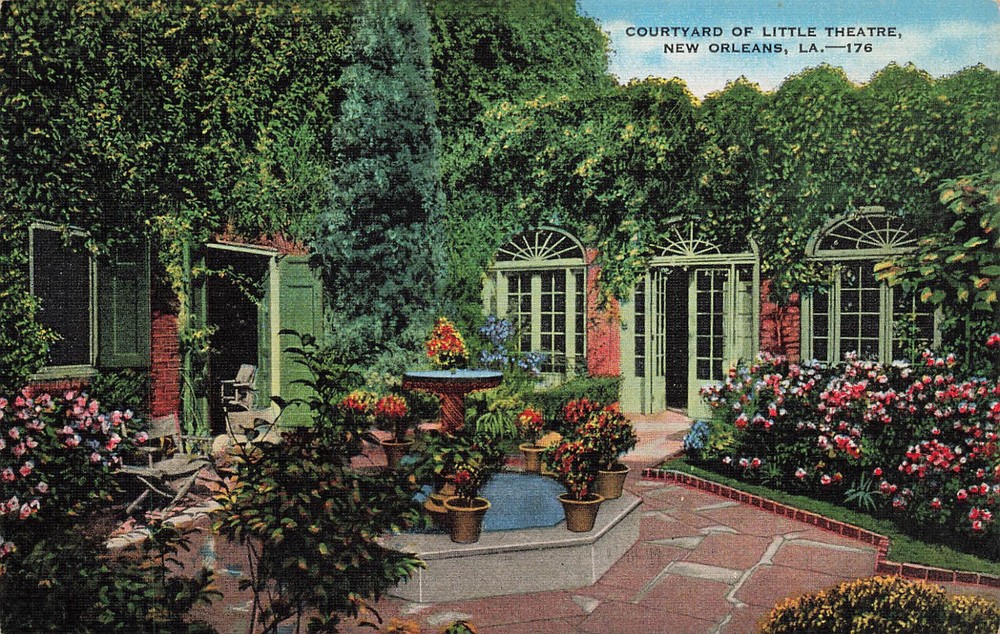COURTYARD OF LITTLE THEATRE POSTCARD NEW ORLEANS LA LOUISIANA 1940s