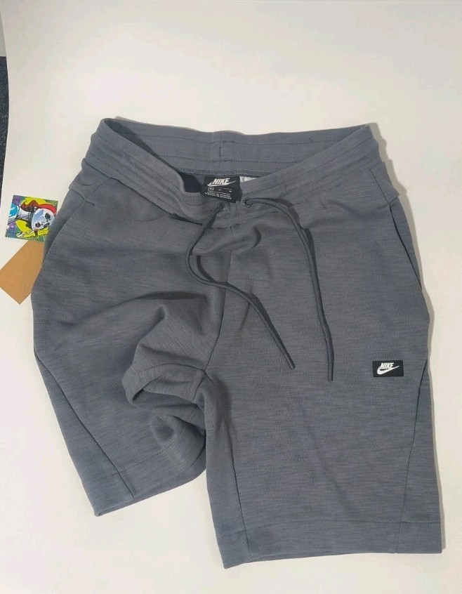 Nike Sportswear Men's Fleece Shorts Grey Black Patch Logo Size M With Headband.