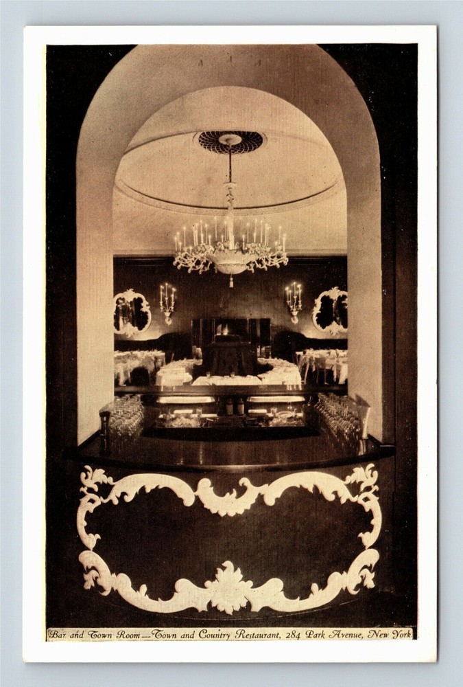 Town & Country Restaurant Bar Park Ave Modern Decor New York Vintage Postcard