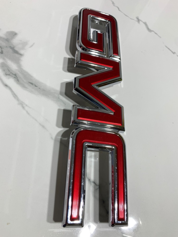 2015 2016 2017 2018 2019 2020 GMC Yukon Canyon Yukon XL Logo Emblem Red 84125850