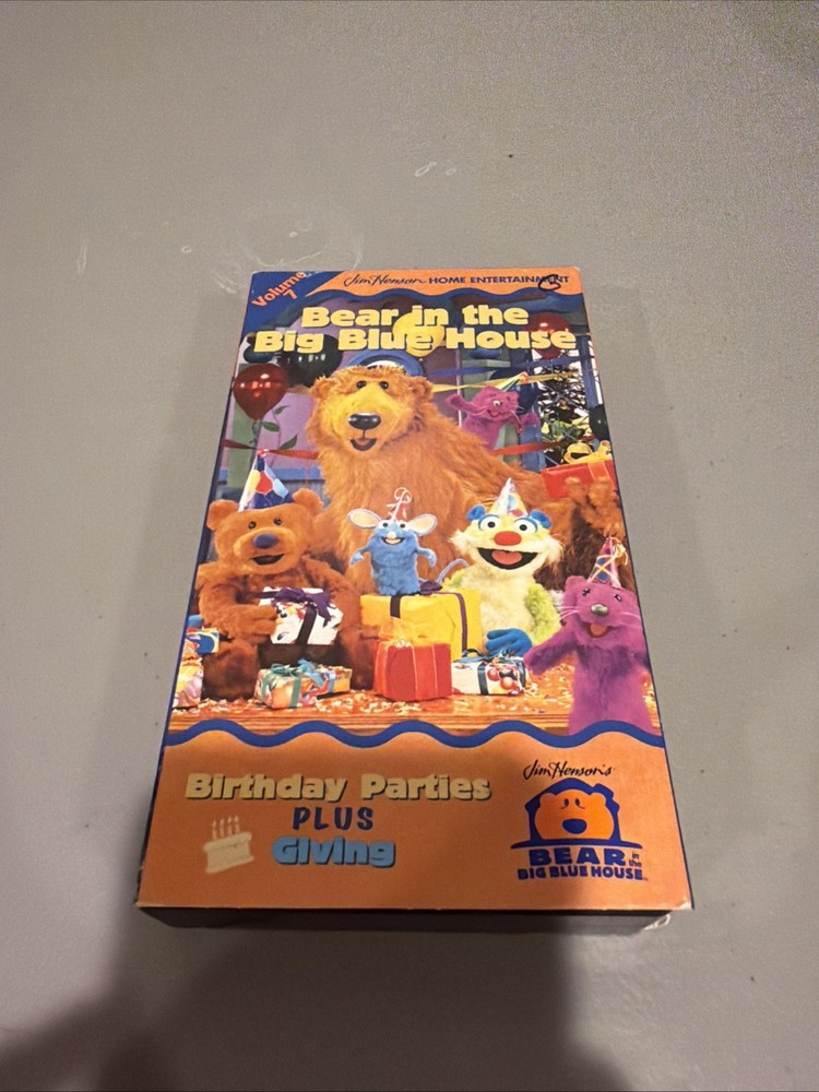 Bear in the Big Blue House - Volume 7 VHS