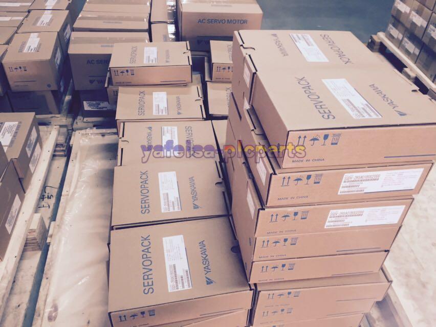 1Pcs New Yaskawa Servo Driver Sgd7S-180A00A