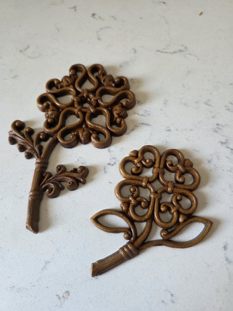 Vintage MCM 2 Pc BOHO Syroco Plastic Wood Grain Flowers 1978 Wall Hanging Decor