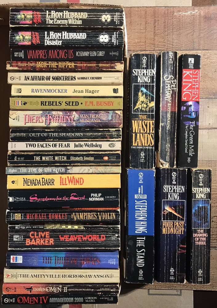 (27 BOOK LOT) Vintage HORROR, MYSTERY, SUPERNATURAL Plus Mass Market Paperbacks