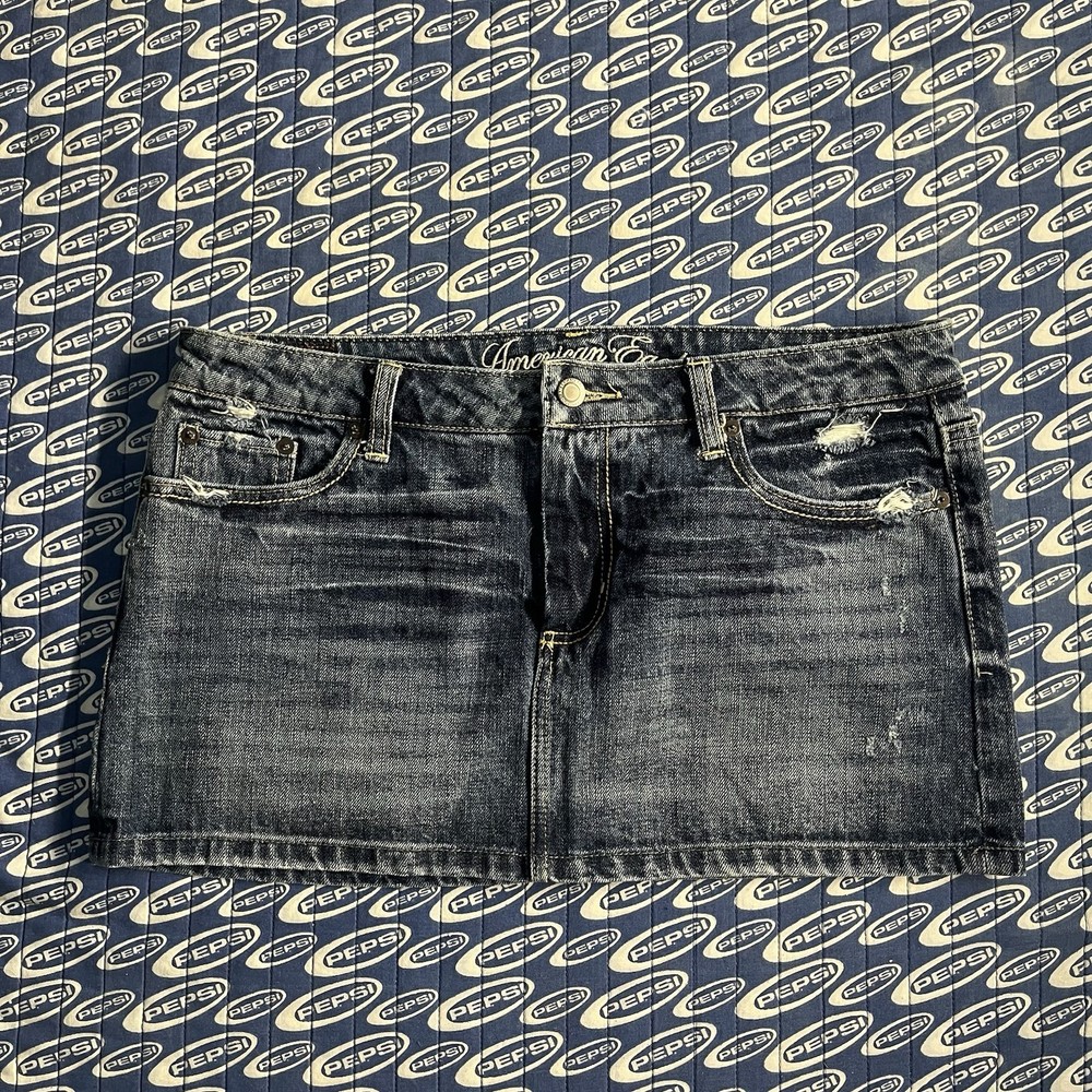Women’s American Eagle Denim Mini Skirt Med Wash Faded Size 10 Y2K 2000s Short