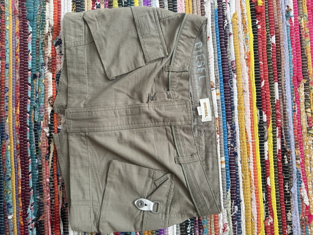 Vintage Diesel Olive Cargo Low-Rise Mini Skirt Size 29