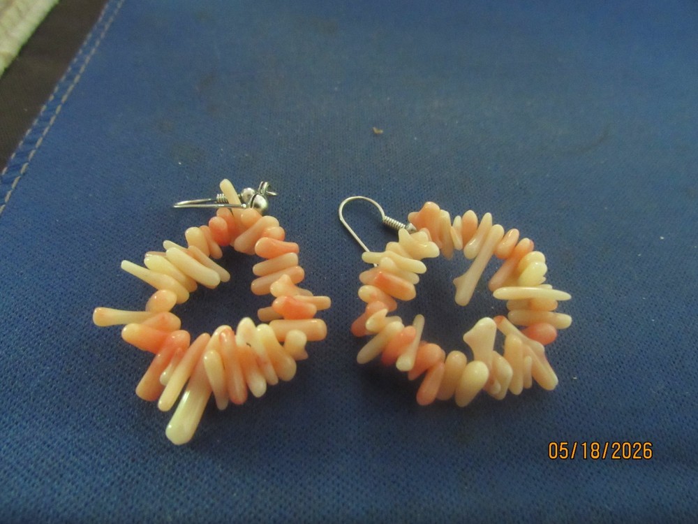 Vintage Southwest Coral Stones Pierced Wire Earrings