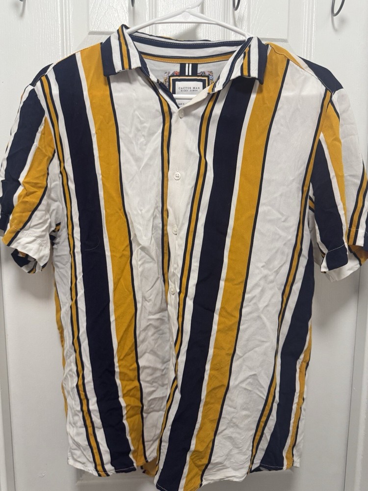 Cactus Man Ricky Singh Small Vertical Stripes Casual Short Sleeve Button Down