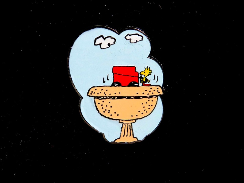 Snoopy Woodstock Willabee & Ward Peanuts Lapel Pin Collection Jewelry
