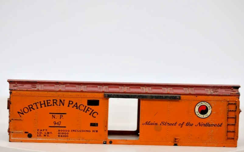 American Flyer #947 Northern Pacific Reefer/Boxcar SHELL ONLY S Gauge 1:64 Scale
