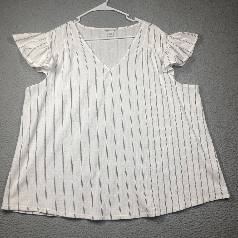 Cato Est 1946 Top Womens Plus 22/24 White Stripe V Neck Gauzy Flutter Cap Sleeve