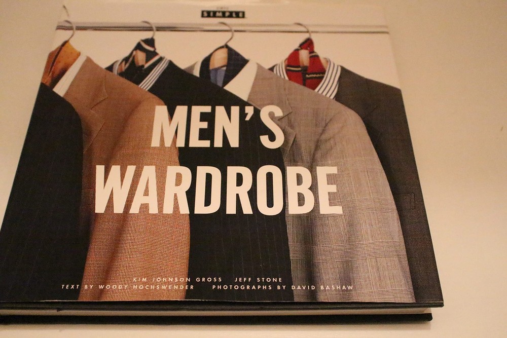 Men's Wardrobe (Chic Simple) by Chic Simple Partners