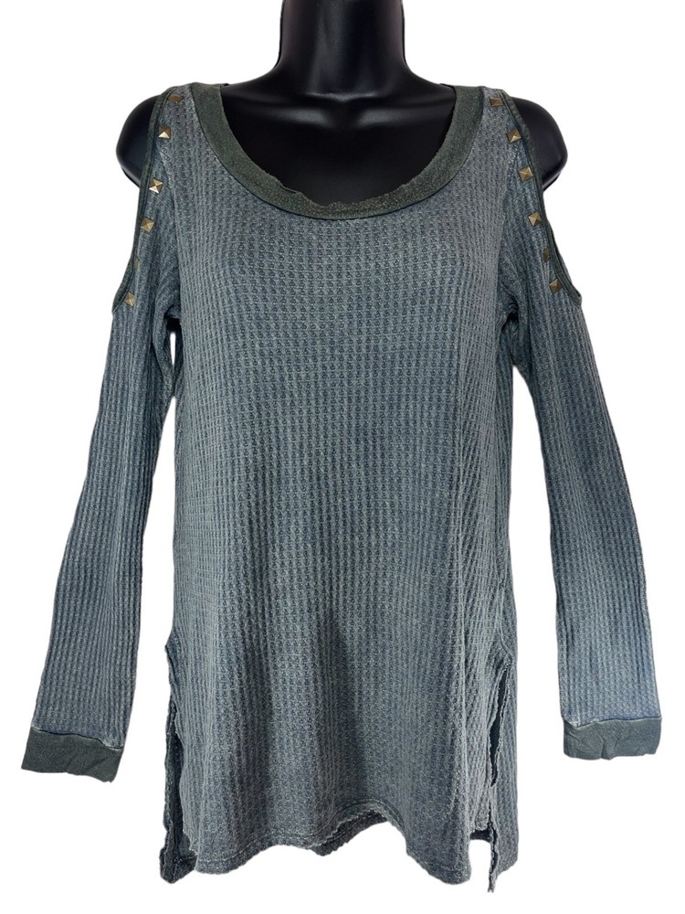 VINTAGE HAVANA Cold Shoulder Thermal Top Sz S Forest Green Waffle Knit Studded