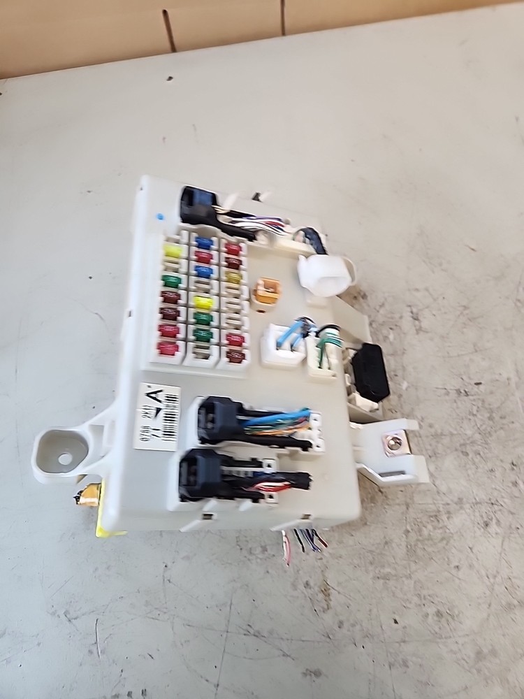 2003 4 Runner Interior Cabin Fuse Relay Junction Box BCU BCM Unit 07882K12
