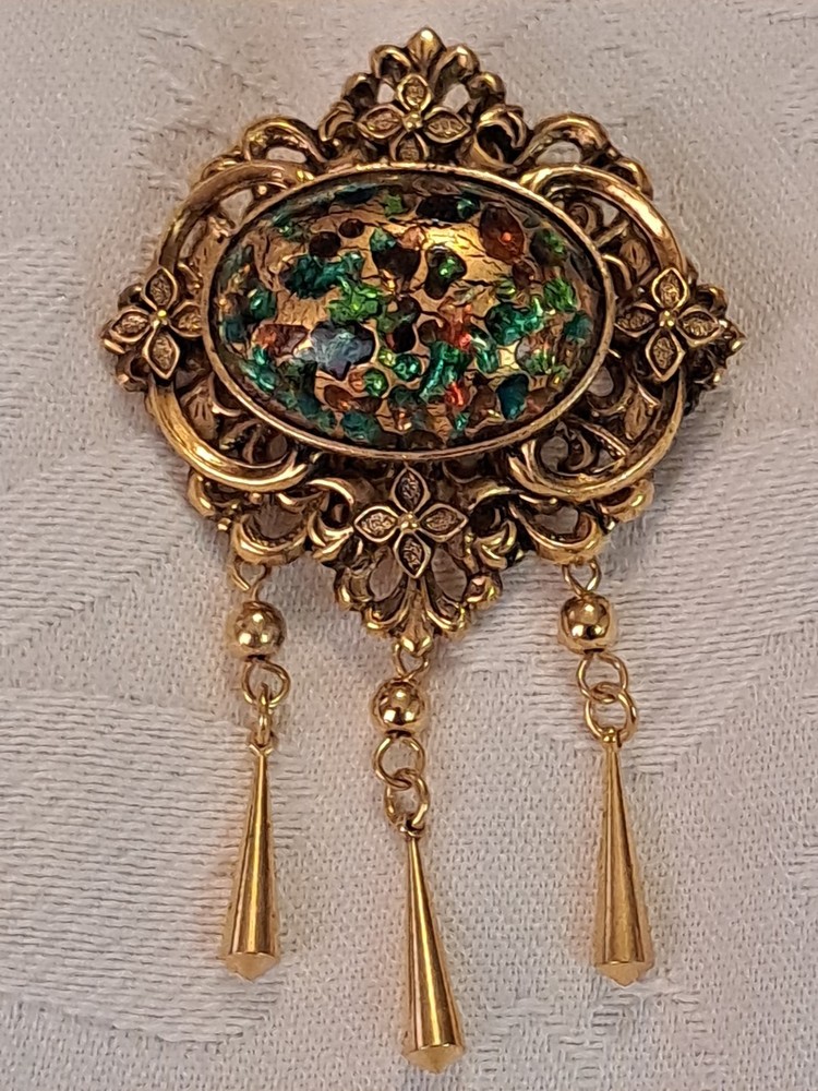 Vintage Goldtone Filigree With 3 Dangles Brooch Articulated Beautiful 😍